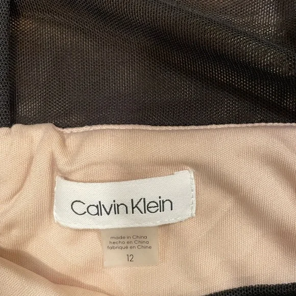 Calvin Klein Black Lace Dress with Flutter Sleeves Size 12, Party Dress - Picture 4 of 6